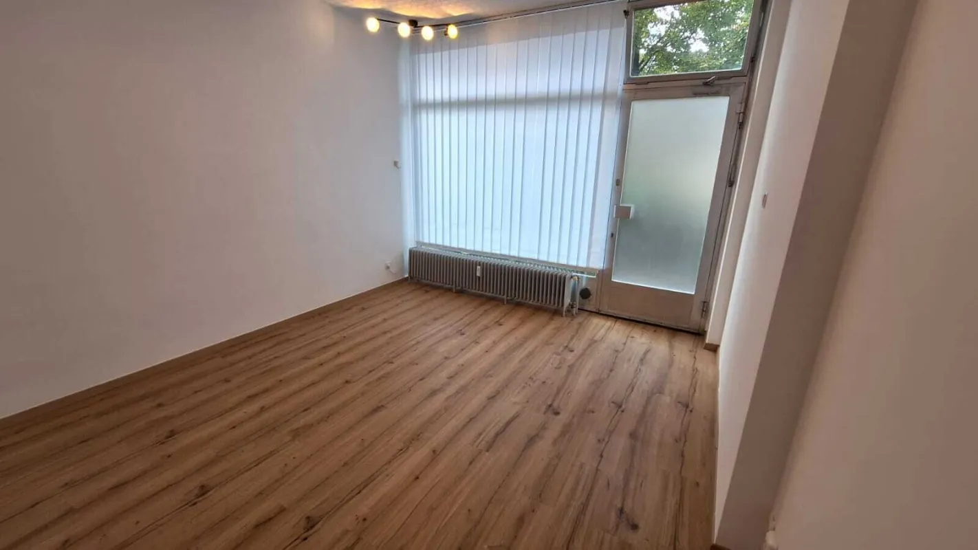 Attraktives Geschäftslokal in Baden - Bild 1
