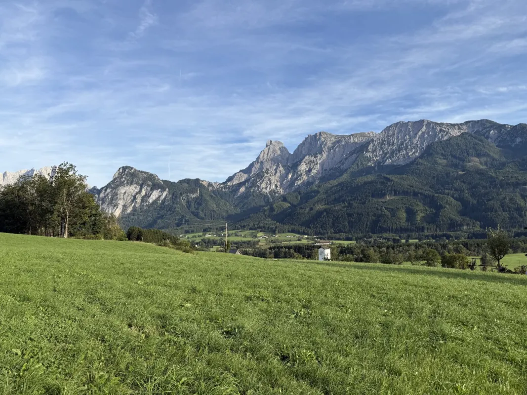 Baugrundstück mit herrlichem Bergpanorama! - Bild 1