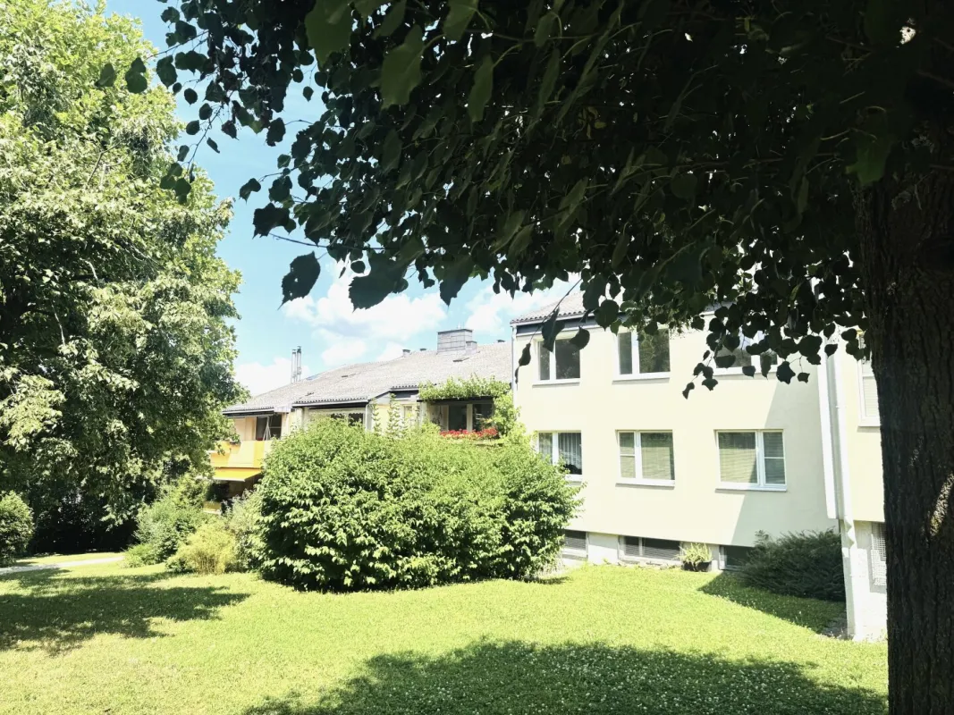 NATUR UND LEBENSQUALITÄT AM STADTRAND VON WIEN - 5 ZIMMER-WOHNUNG MIT BALKON-LOGGIA - Bild 1