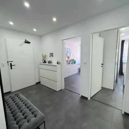 Neuwertige 3-Zimmer-Wohnung mit Loggia in Schwaz – Ihr neues Zuhause! - Bild 3