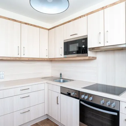 RENOVIERUNGSBEDÜRFTIGE 3 - ZIMMER WOHNUNG / NÄHE EINKAUFSZENTRUM RIVERSIDE - Bild 2