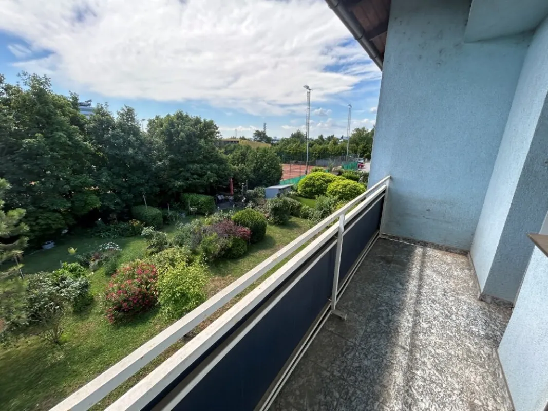 2-Zimmer Wohnung mit Loggia nahe des Wiener Neustädter Kanals - Bild 1