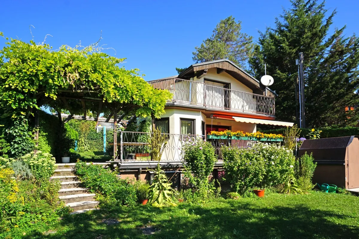 Kleingartenhaus auf Doppelparzelle im Eigentum - Ober St. Veit beim Lainzer Tiergarten - Bild 1
