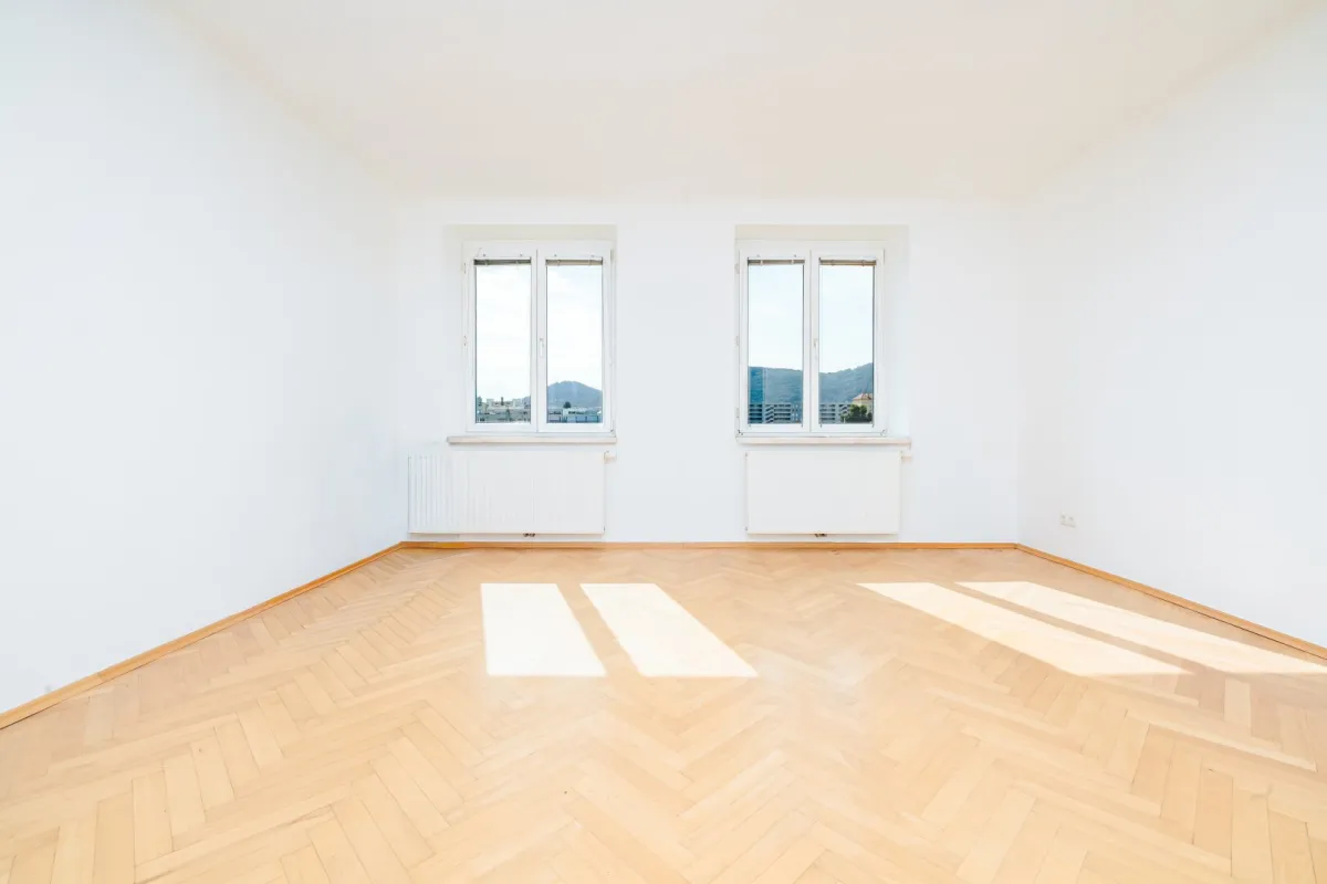 *WOW* I 3. ETAGE MIT AUFZUG I DUSCHE & KOMFORT I BAHNHOFNAH I HAUSTIERE ERLAUBT I MODERNER STYLE I TOP AUFTEILUNG I PROJEKT WOHNEN - Bild 1