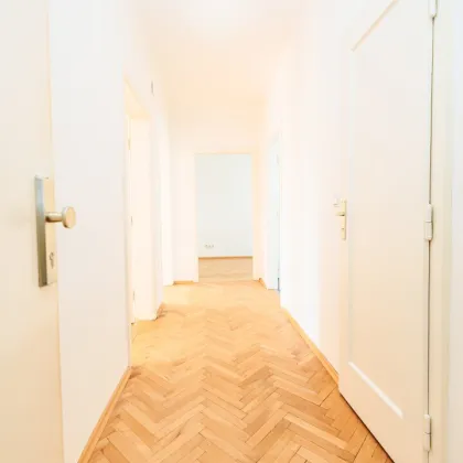 *WOW* I 3. ETAGE MIT AUFZUG I DUSCHE & KOMFORT I BAHNHOFNAH I HAUSTIERE ERLAUBT I MODERNER STYLE I TOP AUFTEILUNG I PROJEKT WOHNEN - Bild 3