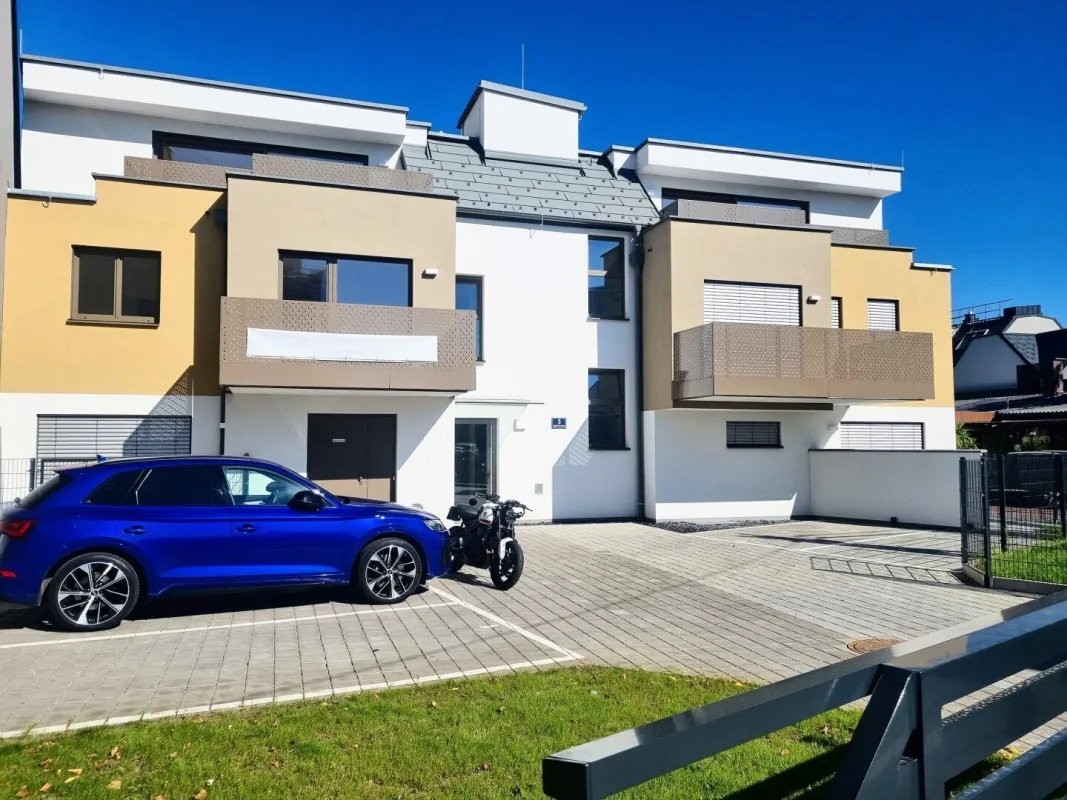 Traumhafte 3 Zimmer Wohnung mit Freifläche nahe der Alten Donau & UNO-City - Bild 1