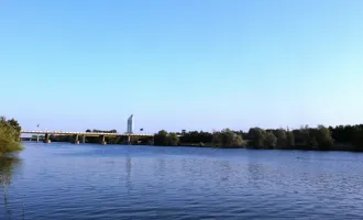 PROVISIONSFREI - THE WATERFRONT CURIOSITY - ABSOLUTE SELTENHEIT – EIGENGRUND BEI DER ALTEN DONAU!