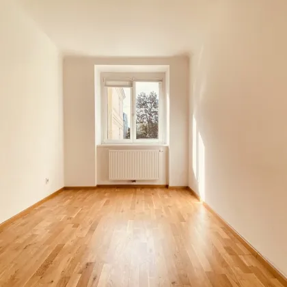 Gemütliche 2-Zimmer-Wohnung Erstbezug nach Sanierung - Bild 2