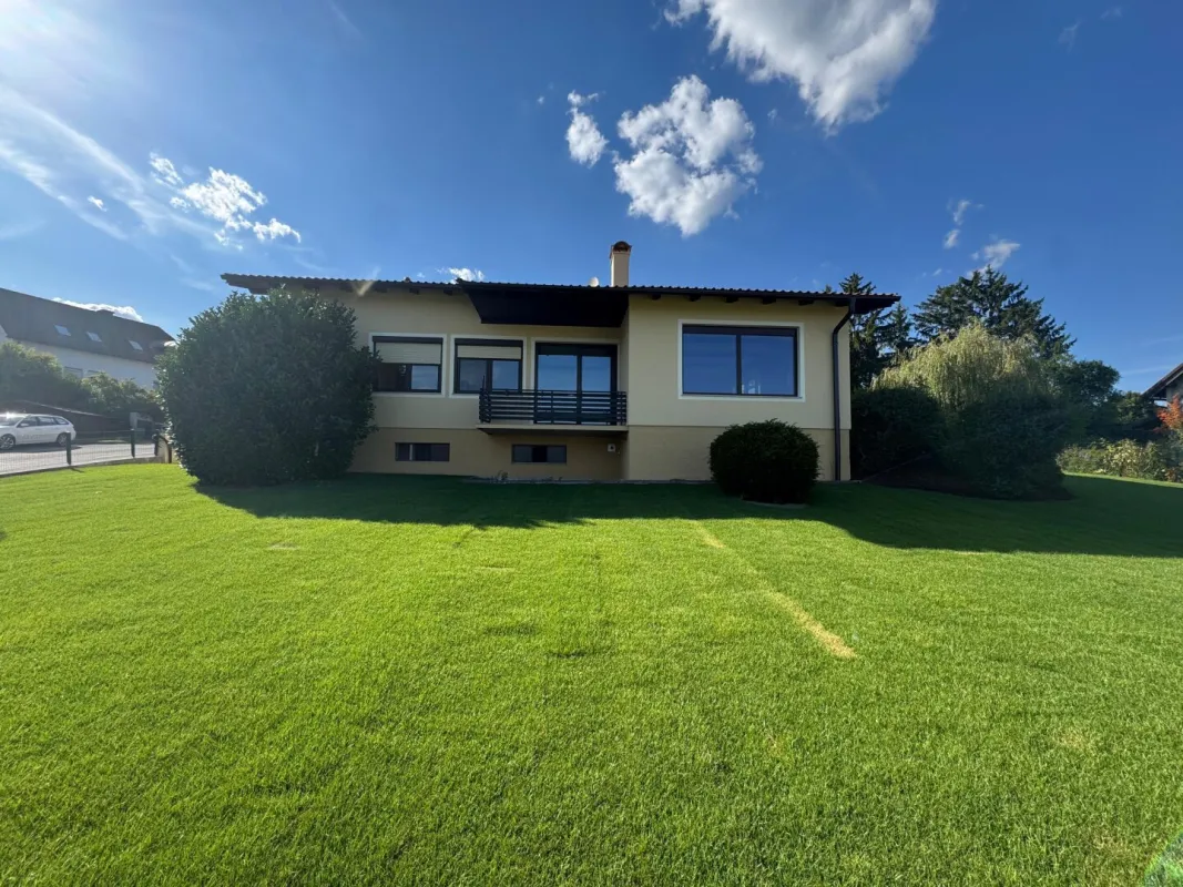 Top Lage – Saniertes Einfamilienhaus mit großzügigem Grundstück - Bild 1