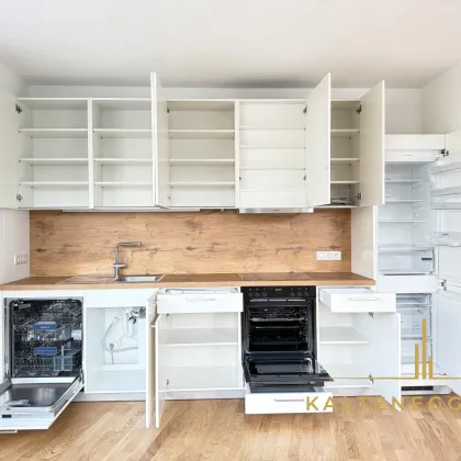 Erstbezug nach Sanierung ++ Außergewöhnliche 3-Zimmer Wohnung ++ mit großer Fensterfront und offenem Grundriss - Bild 3