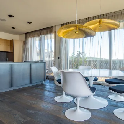 Design trifft Luxus: Vollmöbliertes Penthouse mit 2 Tiefgaragenplätzen - Bild 3