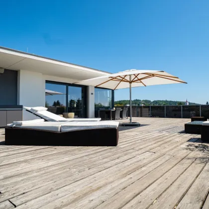 Design trifft Luxus: Vollmöbliertes Penthouse mit 2 Tiefgaragenplätzen - Bild 2