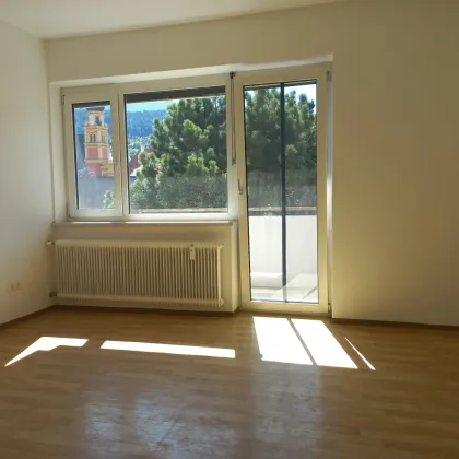 3-Zimmer-Wohnung im Dachgeschoss mit 2 Balkonen in Innsbruck-Wilten zu kaufen - Bild 2