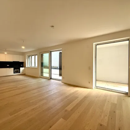 PREISREDUKTION! TRAUMHAFTE 3 ZIMMER EG-WOHNUNG MIT FREIFLÄCHEN IN STAMMERSDORF! - Bild 2