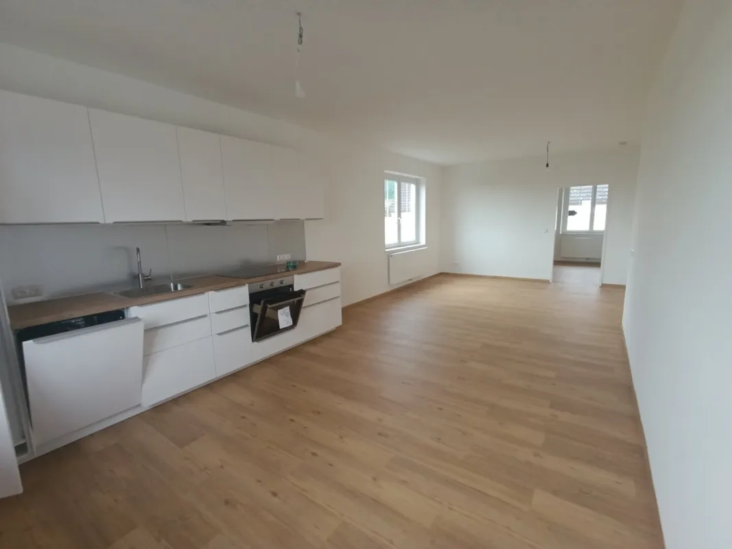 Neuwertige Mietwohnung in Maissau - Bild 1