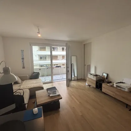 ab 15.11 verfügbar:  2-Zimmer-Wohnung mit ruhigem Balkon zum Innenhof - Bild 3