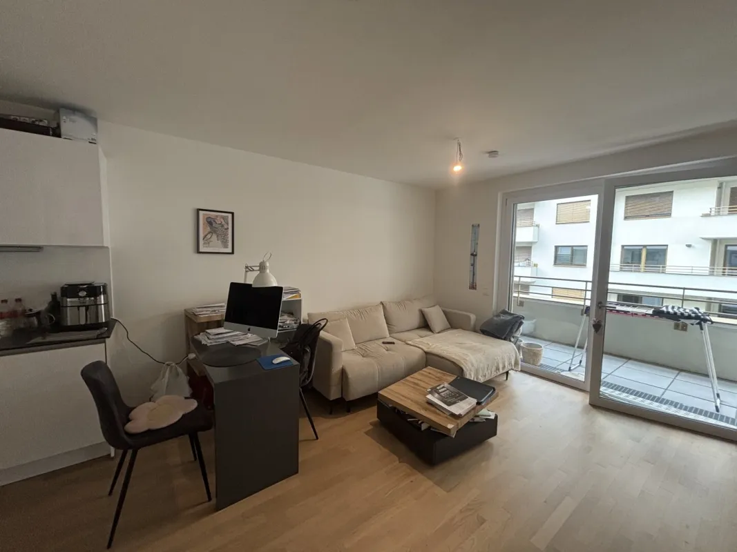 ab 15.11 verfügbar:  2-Zimmer-Wohnung mit ruhigem Balkon zum Innenhof - Bild 1