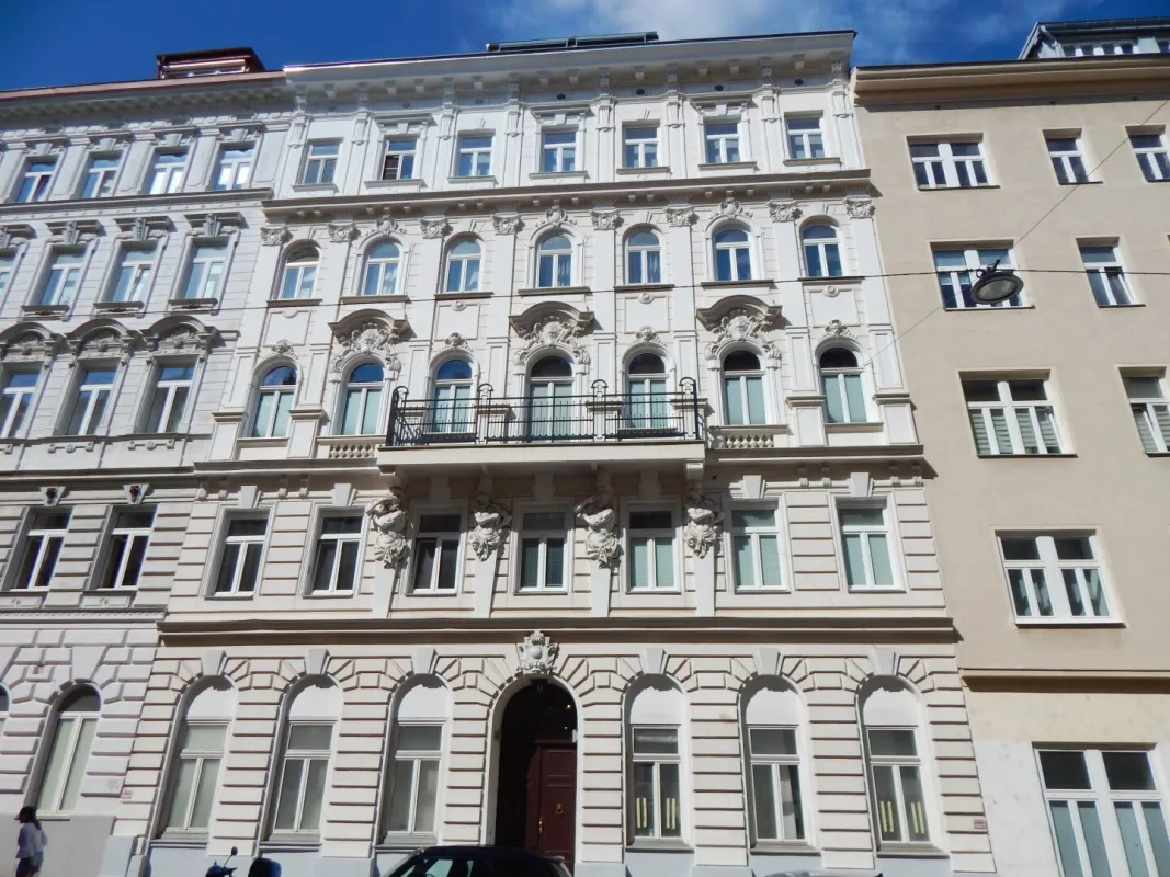 Wohntraum helle und ruhige Dachterrassenwohnung mit Fernsicht - Bild 1