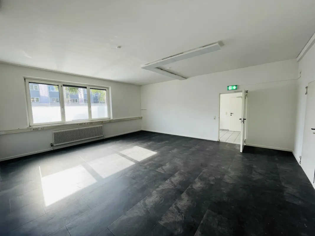 Büro - 515 m² - viel natürliches Licht - Salzburg Nord - Bild 1