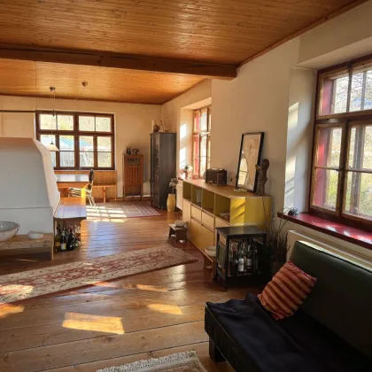 Einzigartiges Einfamilienhaus mit riesigem Garten und dem gewissen Extra - Bild 2