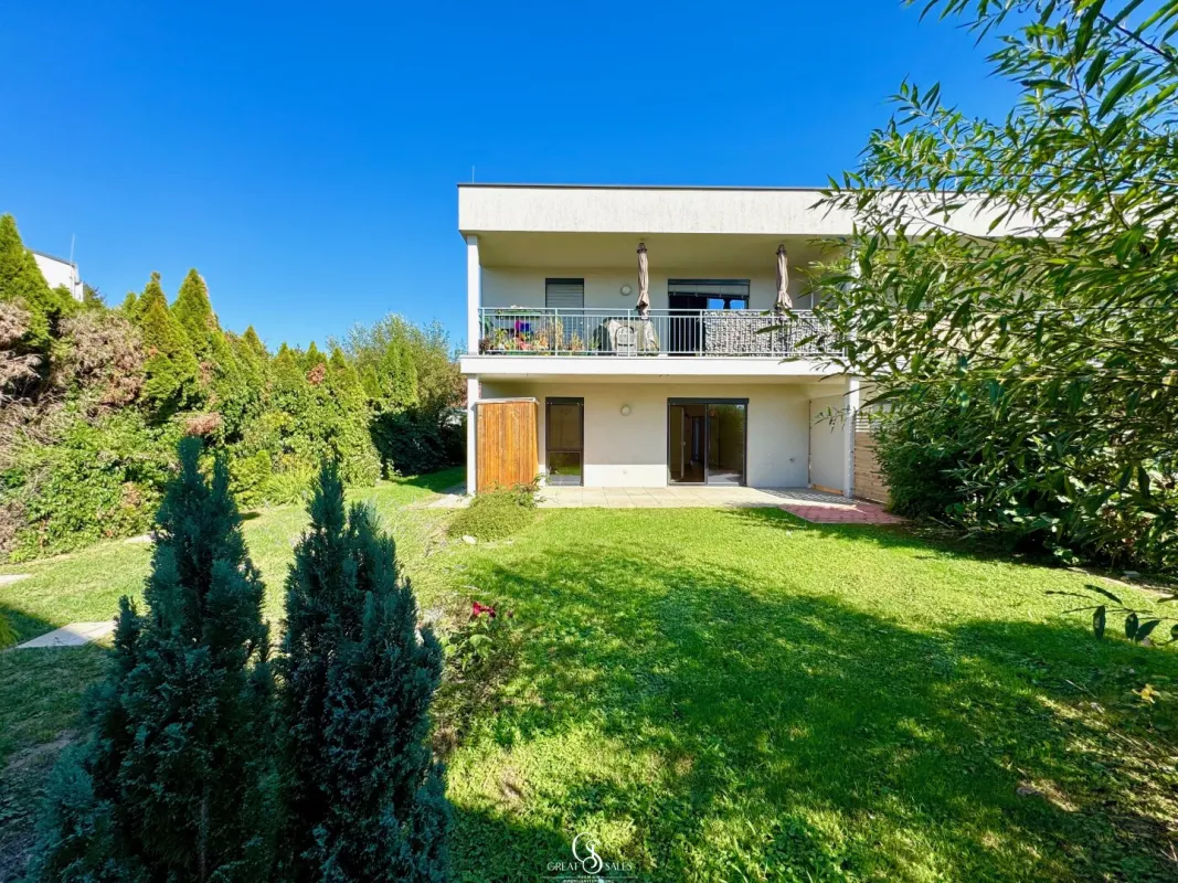 Traumhafte Drei-Zimmer-Eckwohnung mit sonnigen rd. 180m² Garten in Westausrichtung in ruhiger Lage in Mühldorf - Bild 1