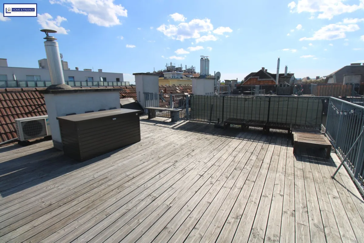 Große Terrasse, 360° Rundumblick, Sonne - alles im Herzen von Floridsdorf! - Bild 1
