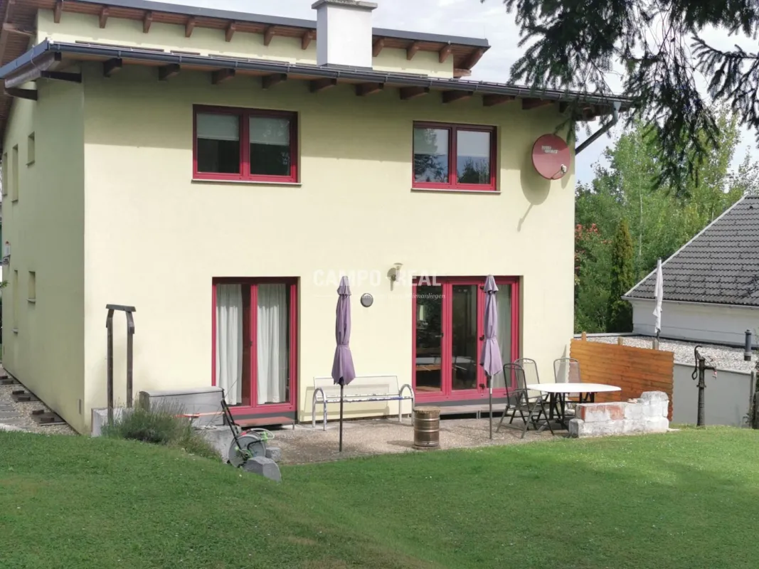 CAMPO-HAUS: Massiv gebaut in sonniger ruhiger Waldrandlage - Bild 1