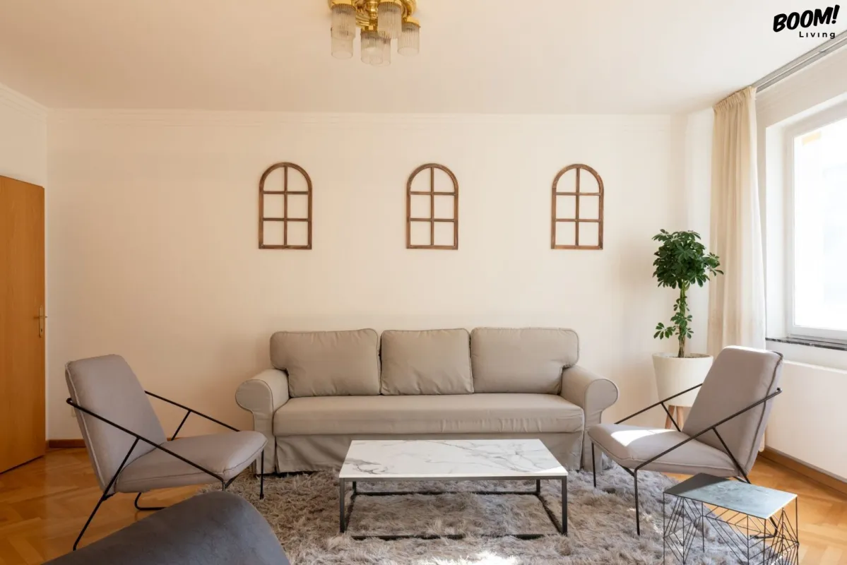Altbau-Charme & Exklusives Wohnen in 1180 Wien // Großzügige Dachterrasse mit Weitblick & Garage - Bild 1