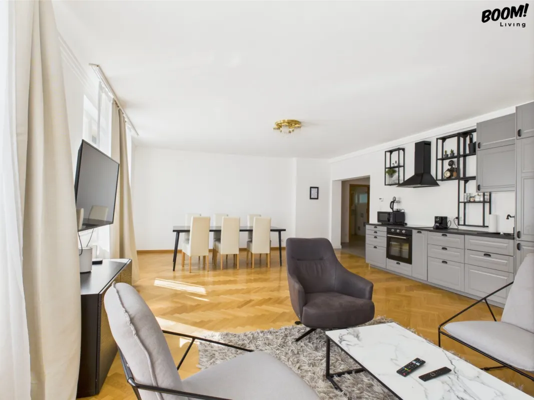 Altbau-Charme & Exklusives Wohnen in 1180 Wien // Großzügige Dachterrasse mit Weitblick & Garage - Bild 1