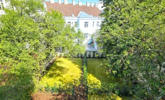 Hier rauscht kein Verkehr, nur die Blätter im Hof! TOP saniert + Hofseitige Terrasse + Viel Grün + Viel Lebensqualität + Absolute Ruhelage + Ideale Raumaufteilung! Besser geht´s nicht! Nicht lange zögern...