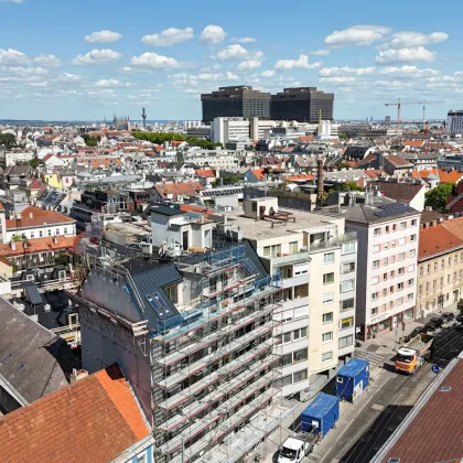 DG-ERSTBEZUG | Atemberaubender Fernblick | Dachterrasse | ca. 3 m Raumhöhe | Fernwärme & Klimaanlage | TG-Stellplatz optional | Nachhaltiges Wohnbauprojekt - Bild 3