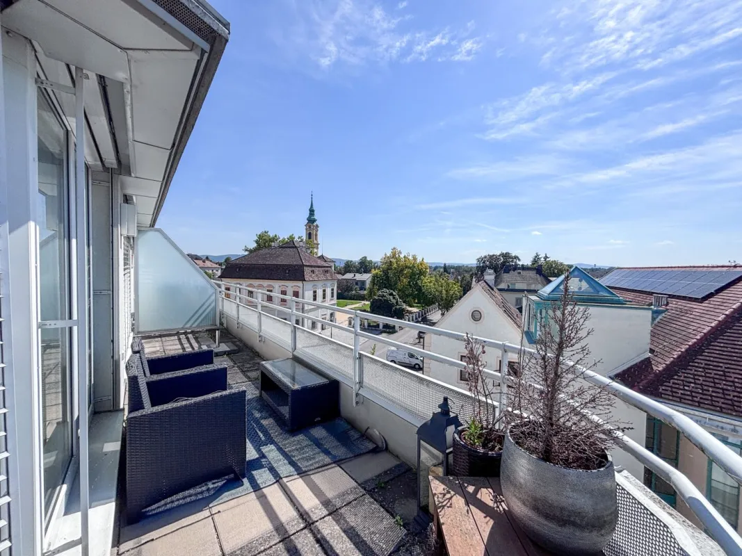 Sonnige DG-Maisonette-Wohnung in Stockerau – viel Platz für die ganze Familie! - Bild 1