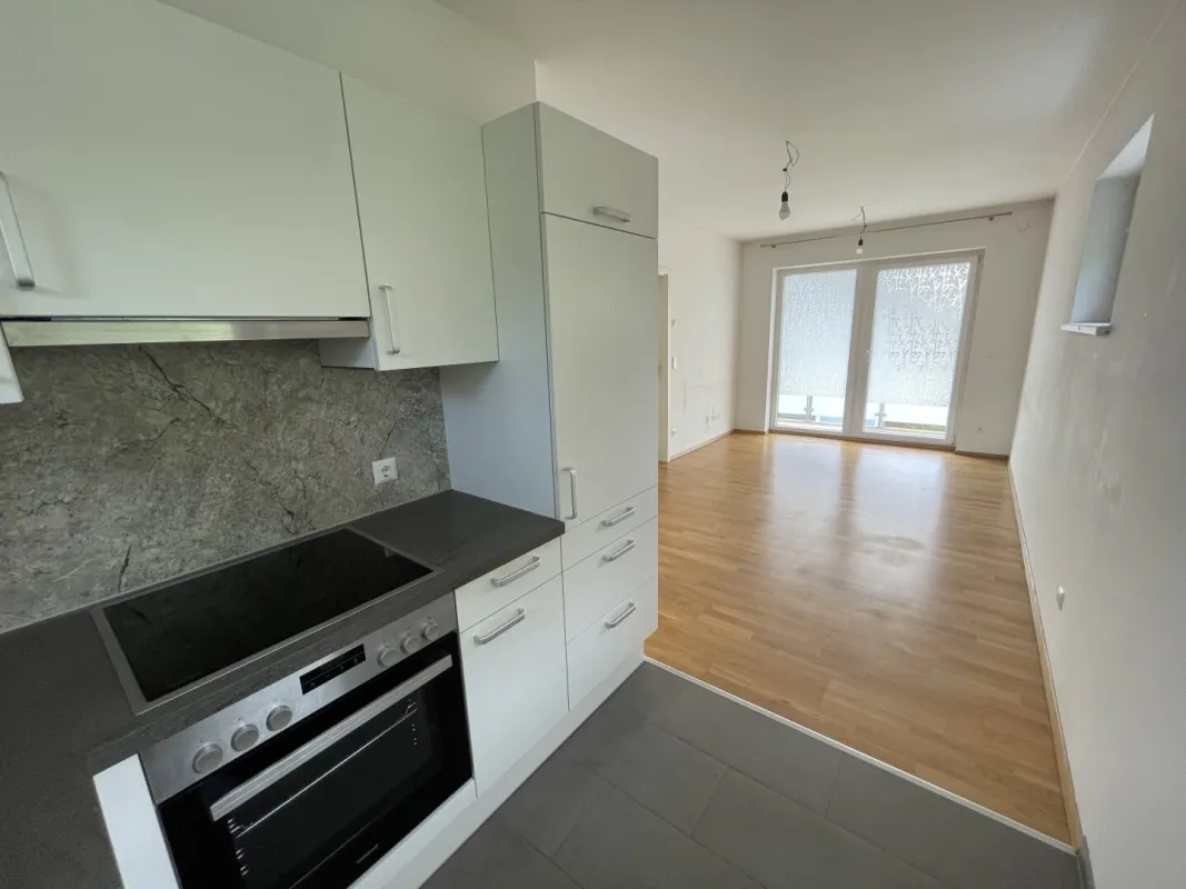 Neuwertige Mietwohnung mit Balkon und hochwertiger Ausstattung ...! (Barrierefrei) - Bild 1