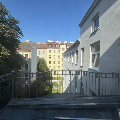 Lichtdurchflutete 4-Zimmer-Wohnung mit Balkon, idealer Anbindung und attraktiver Lage - Bild 3