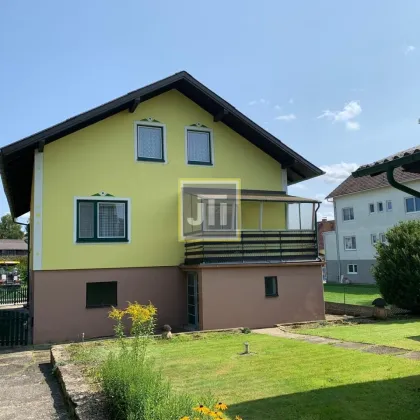 Provisionsfrei! Schönes, zentral, aber ruhig gelegenes Grundstück mit großem Haus - Bild 2