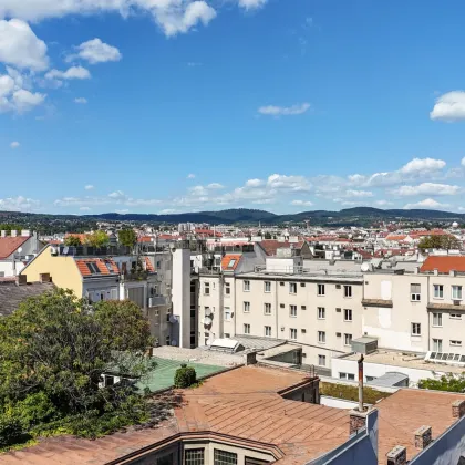 DG-ERSTBEZUG | Gesamtes 2. DG | Hofseitige Terrasse | Lift direkt in die Wohnung | Ost/West | Fernwärme | TG-Stellplatz optional | Nachhaltiges Wohnbauprojekt - Bild 3