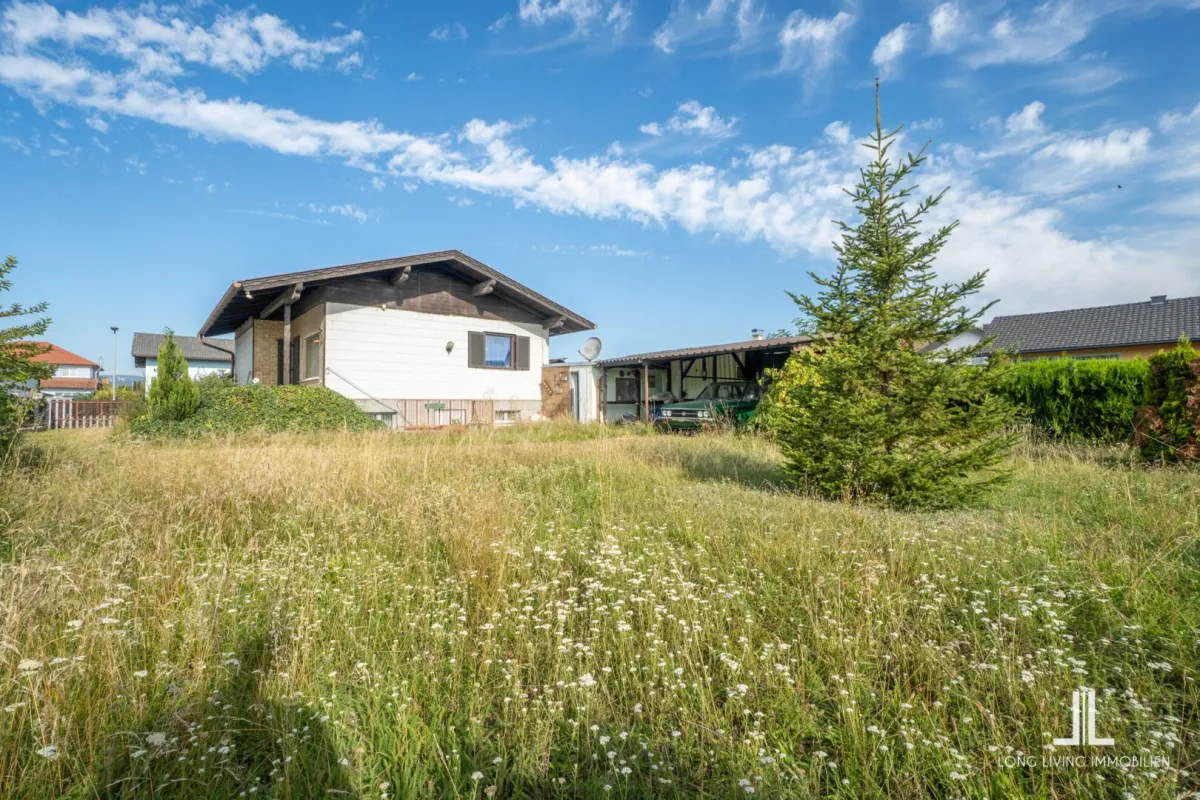 Spitzenpreis! Wohnen mit Ruhe und Privatsphäre – Einfamilienhaus mit Garten und Keller - Bild 1