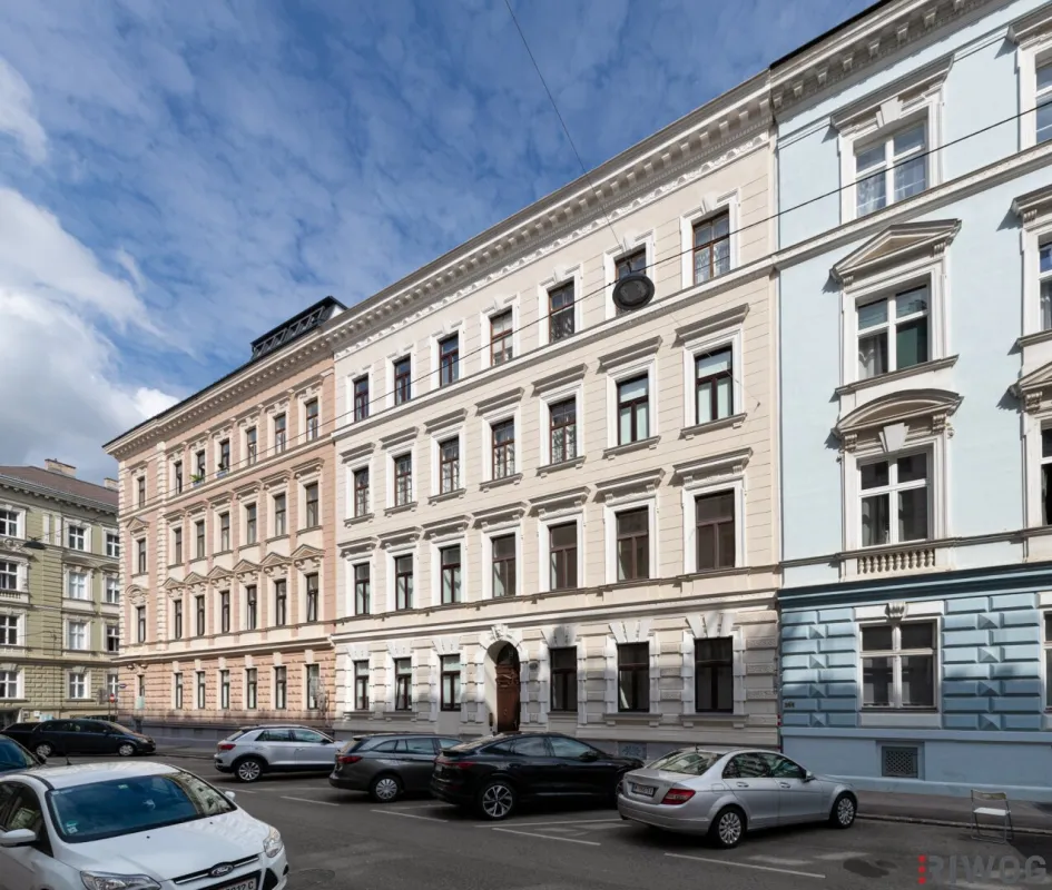 RARITÄT | Gewerbliches Apartment mit baubewilligter Planung | Komplett hofseitig | In Gehweite zum 1. Bezirk | Repräsentatives Jahrhundertwendehaus - Bild 1