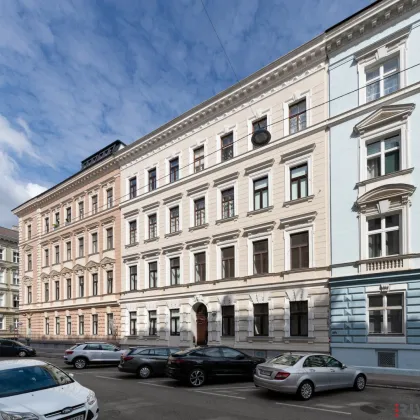 RARITÄT | Gewerbliches Apartment mit baubewilligter Planung | Komplett hofseitig | Bestlage in Gehweite zum 1. Bezirk | Repräsentatives Jahrhundertwendehaus - Bild 2