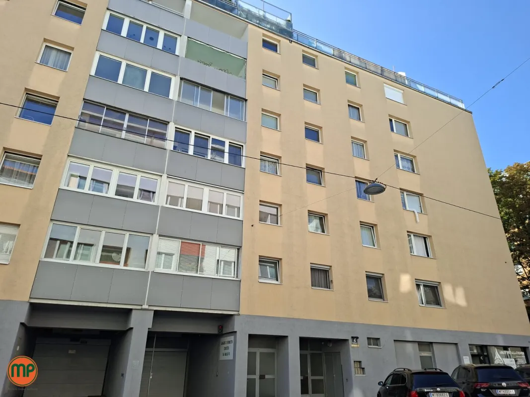 Wohnen mit Weitblick - stilvolle DG-Wohnung mit 2 Terrassen - Bild 1