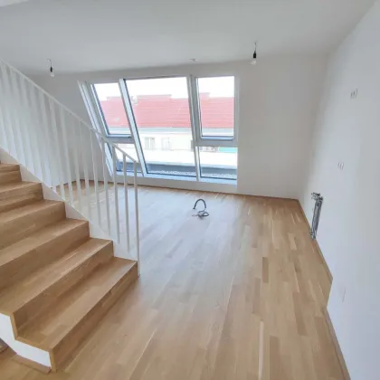 DACHGESCHOß-4-Zimmer-ERSTBEZUG mit Terrasse und privatem Liftzugang! Top 1/40 - Bild 3