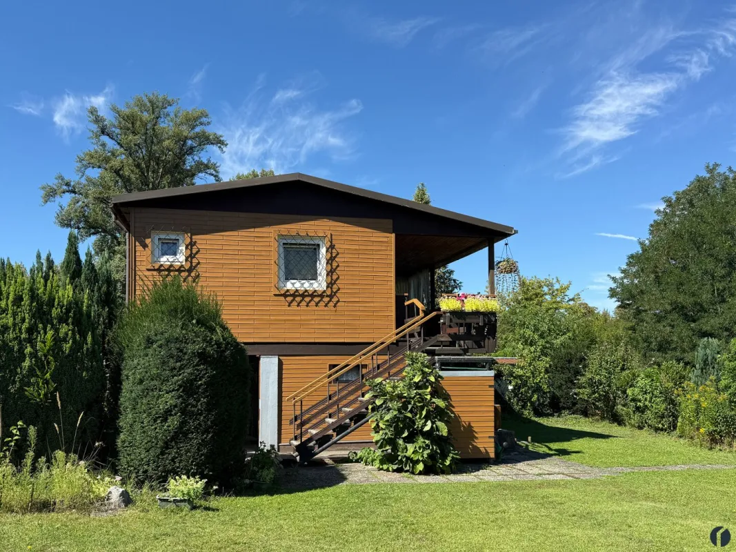 Idyllisch gelegenes Badhaus auf Doppelparzelle - Bild 1