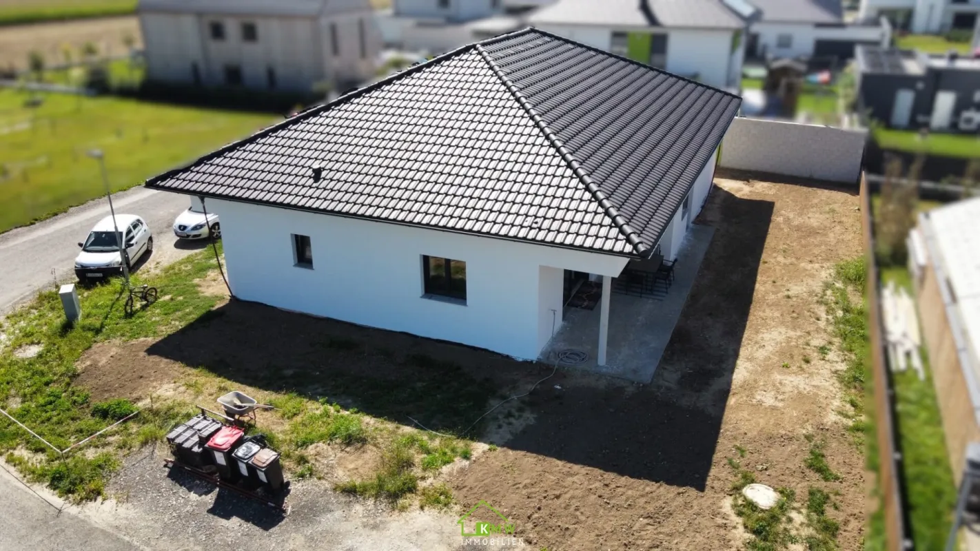 Familienfreundlich: moderner, großzügiger Bungalow in ruhiger Lage - Bild 1