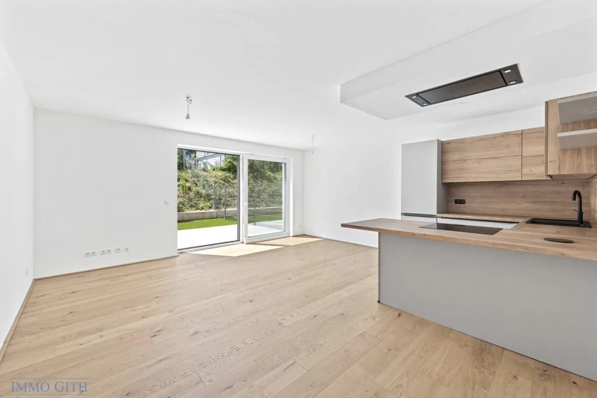 EXKLUSIVES TOWNHOUSE MIT GARTEN, PV-ANLAGE & DESIGNAUSSTATTUNG ZU KAUFEN – WIEN DIREKT VOR DER TÜR - Bild 1