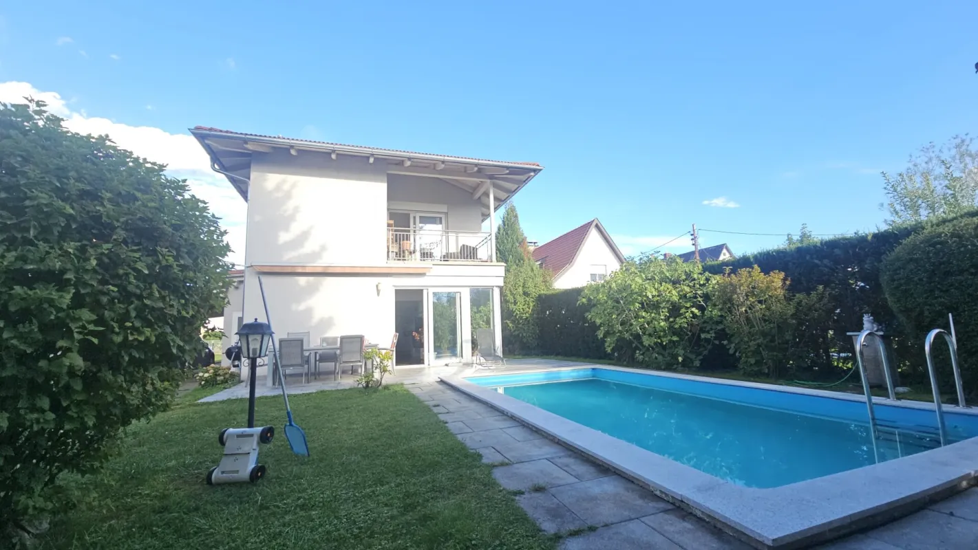 2 Einfamilienhäuser mit Garten, Carport und Pool in zentraler Lage- 8020 Graz - Bild 1