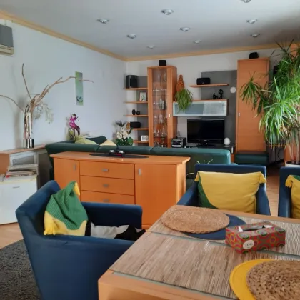 Traumhaftes Haus in Trausdorf-Feriensiedlung I: 3 Zimmer, überdachte Terrasse, Pool & Stellplätze für nur 239.000 €! - Bild 2