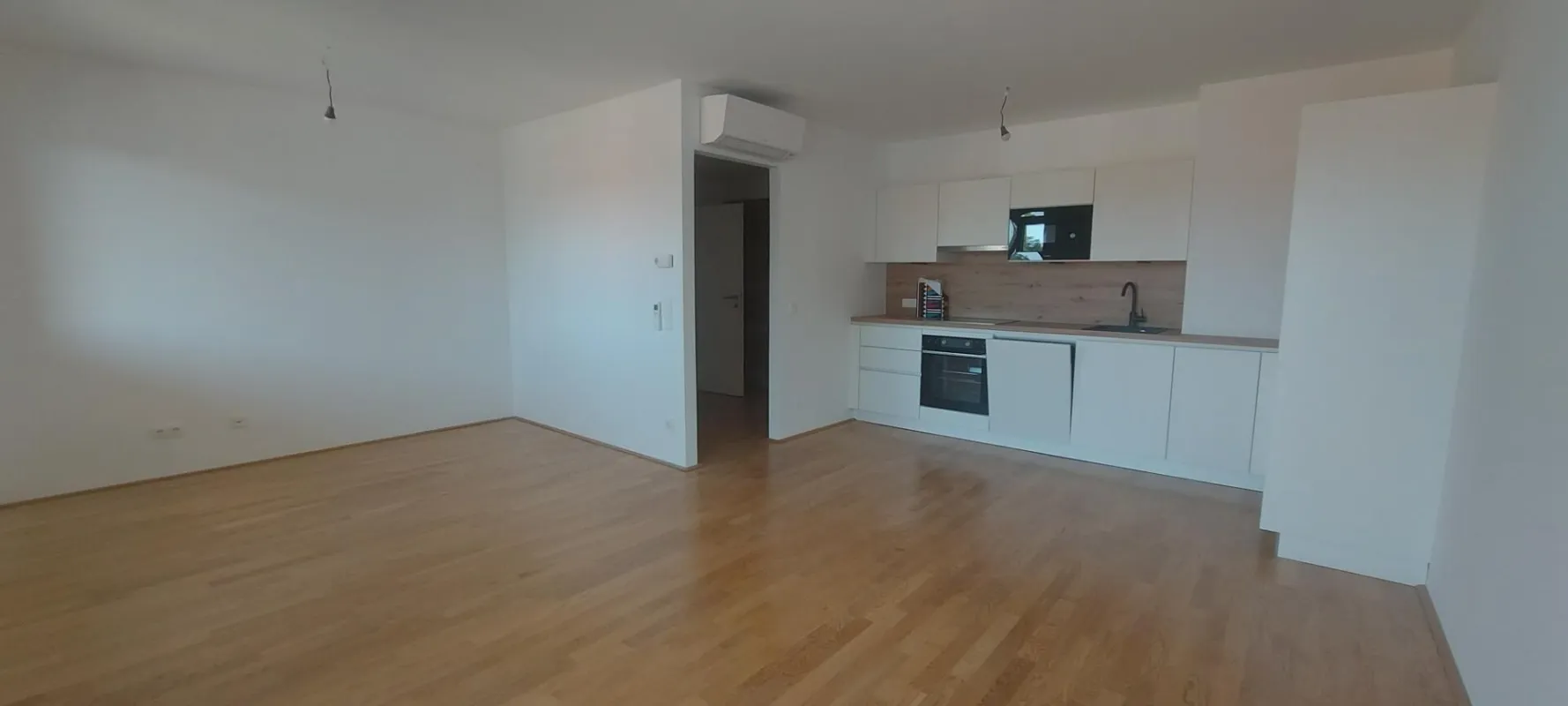 3-Zimmer-Wohnung mit Loggia und Tiefgaragenstellplatz (Top 14) - Bild 1