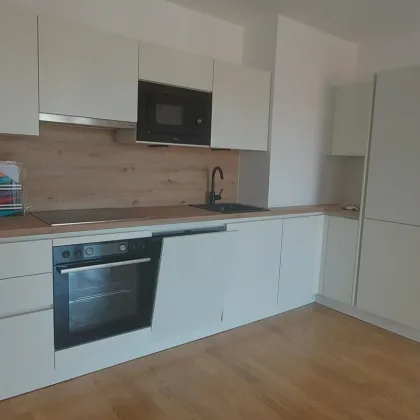 3-Zimmer-Wohnung mit Loggia und Tiefgaragenstellplatz (Top 14) - Bild 2