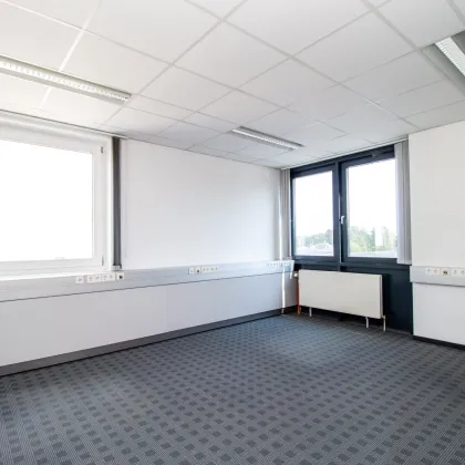 Attraktive Bürofläche in gepflegtem Geschäftsgebäude - Bild 3