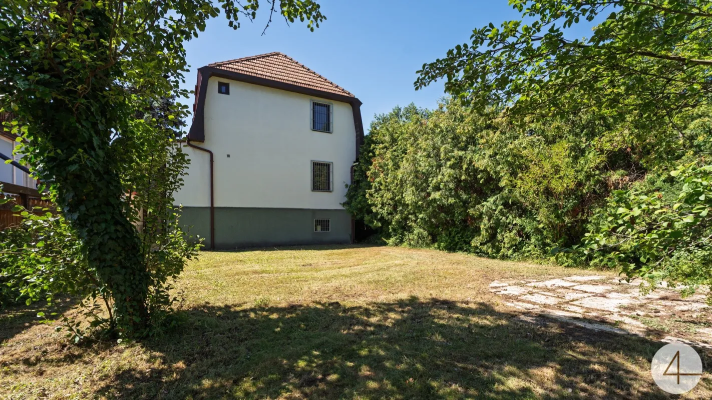 (Reserviert) Exklusives Wohnen im Grünen - Wo Träume wurzeln schlagen - Bild 1